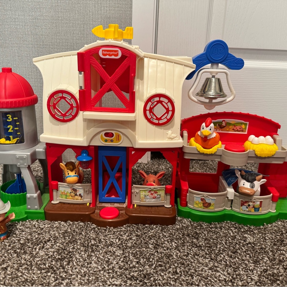 Fisher-Price Little People Farm Playset - Red, Blue, White, Yellow